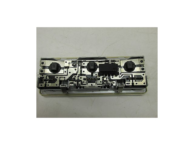 2003-2005 RANGE ROVER HSE L322 OEM INTERIOR ROOF MAP DOME LIGHT SWITCH CONTROL 2