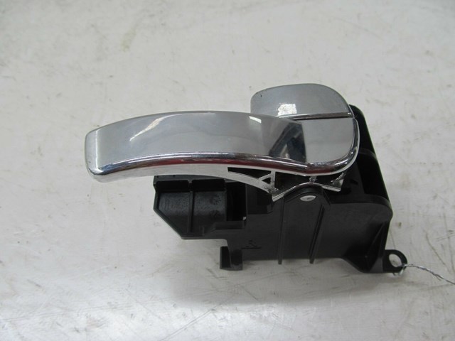 2007-2015 NISSAN XTERRA OEM RIGHT FRONT PASSENGER SIDE INTERIOR DOOR HANDLE