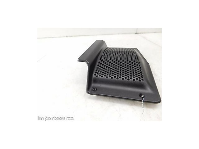2006-2010 BMW X3 E83 OEM RIGHT FRONT UNDER SEAT SPEAKER COVER TRIM 6990108
