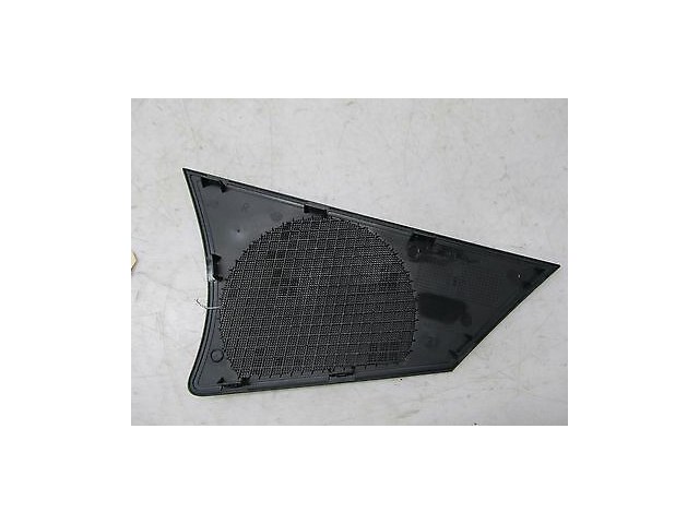 2012-2014 MERCEDES C250 W204 OEM RIGHT REAR QUARTER SPEAKER COVER A2078270440