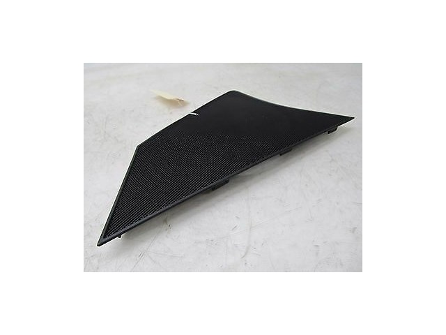 2012-2014 MERCEDES C250 W204 OEM LEFT REAR QUARTER SPEAKER COVER A2078270340