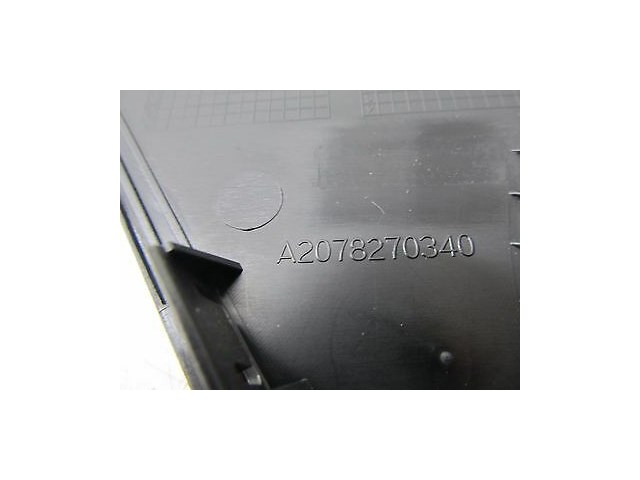 2012-2014 MERCEDES C250 W204 OEM LEFT REAR QUARTER SPEAKER COVER A2078270340