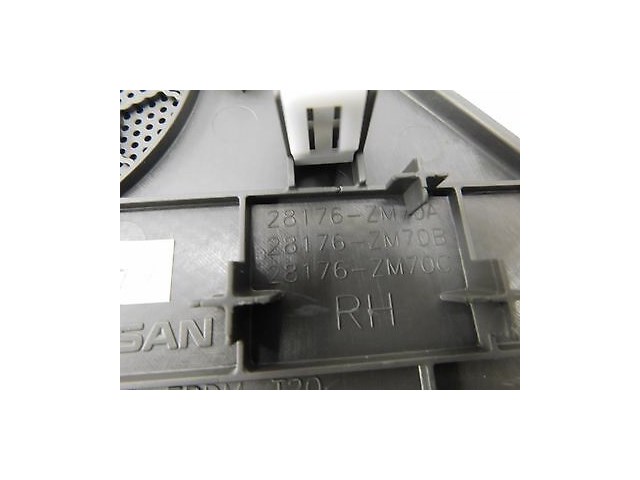 2007-2009 NISSAN QUEST OEM FRONT DASH SPEAKER COVER LID SET OF (2)