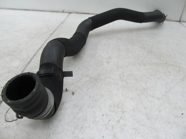 2004-2011 SAAB 9-3 OEM FRONT ENGINE LOWER RADIATOR HOSE 