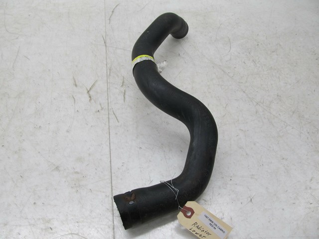 1985-1991 BMW 325i CABRIO E30 OEM FRONT ENGINE LOWER RADIATOR HOSE PIPE 