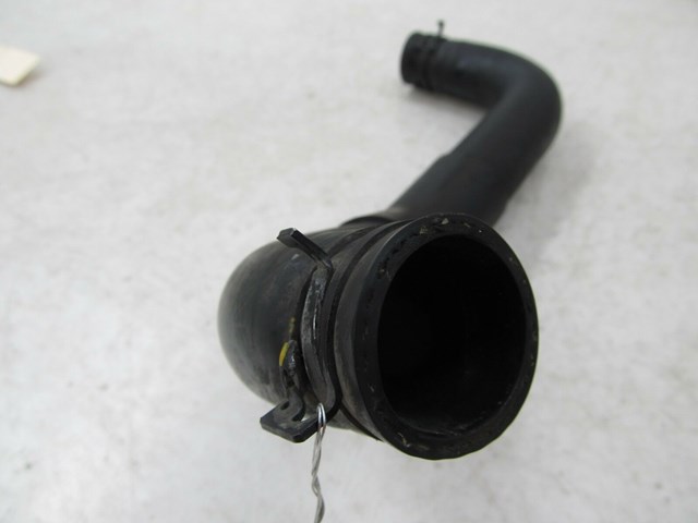 2009-2013 INFINITI G37 CONVERTIBLE OEM LEFT FRONT LOWER RADIATOR HOSE 