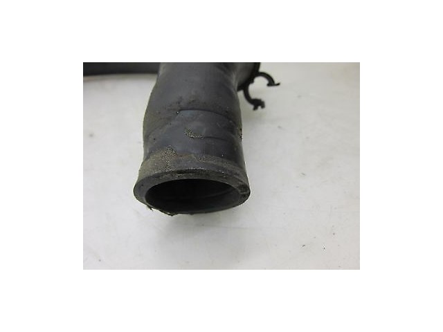 2002-2006 CADILLAC ESCALADE OEM FRONT ENGINE UPPER RADIATOR HOSE 