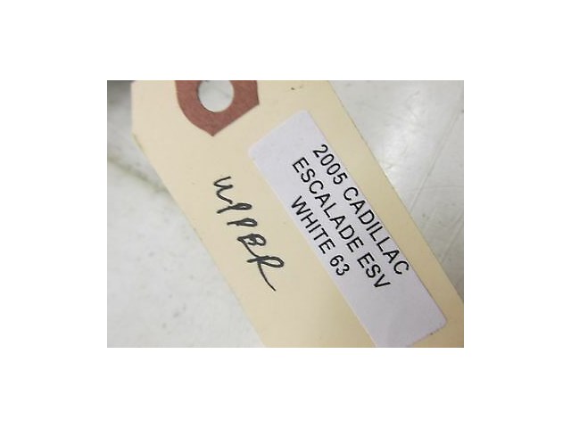 2002-2006 CADILLAC ESCALADE OEM FRONT ENGINE UPPER RADIATOR HOSE 