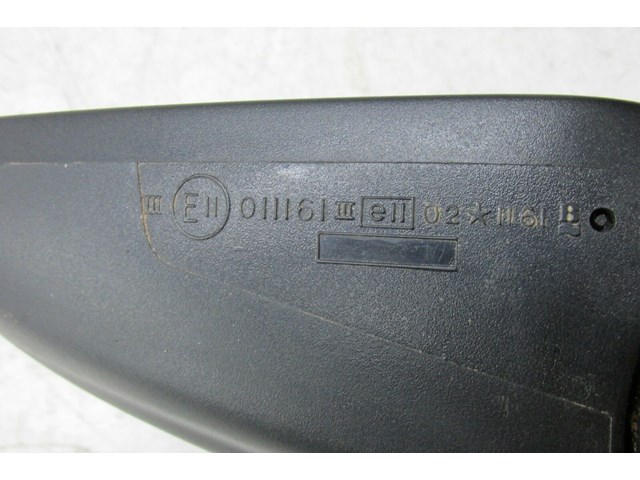 2003-2004 LAND ROVER DISCOVERY OEM LEFT FRONT DOOR SIDE VIEW MIRROR EXTERIOR