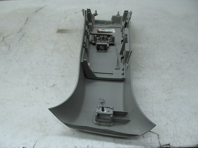 2013-2017 CHEVY TRAVERSE OEM RIGHT SIDE B PILLAR TRIM COVER 