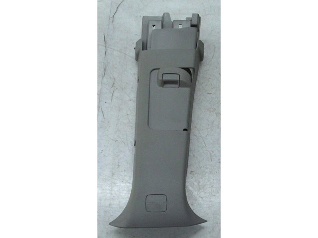 2013-2017 CHEVY TRAVERSE OEM RIGHT SIDE B PILLAR TRIM COVER 