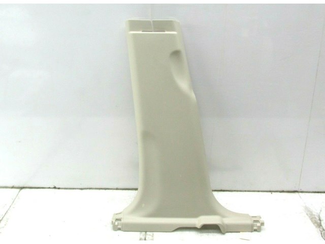 2015-2019 NISSAN MURANO OEM LEFT DRIVER SIDE LOWER B PILLAR TRIM 
