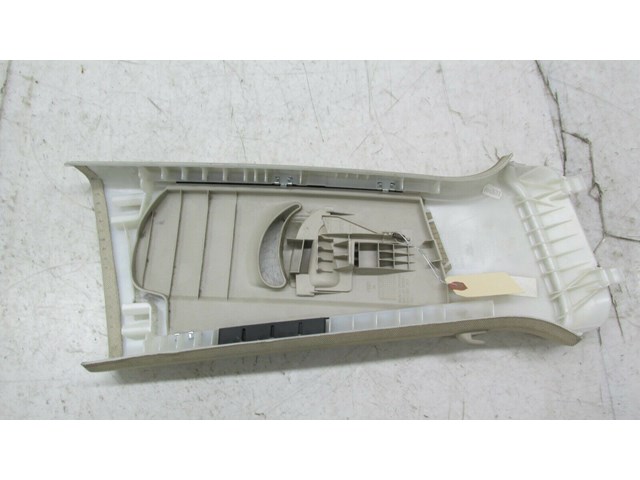 2009-2012 AUDI Q5 8R OEM LEFT DRIVER SIDE UPPER B PILLAR TRIM   