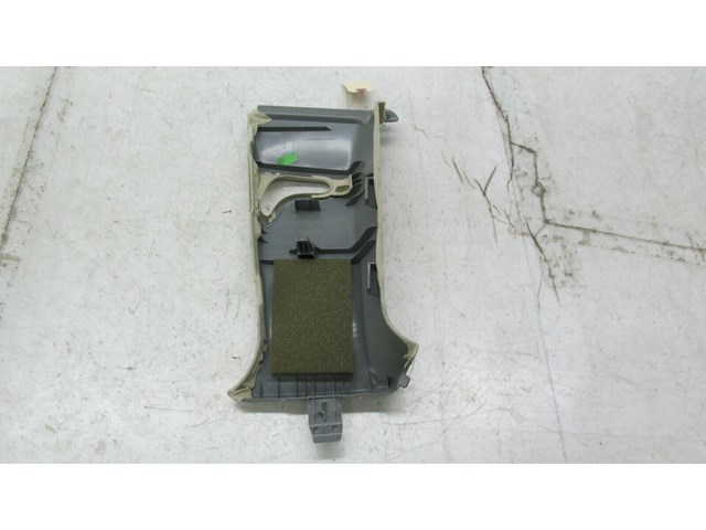 2012-2015 MERCEDES C250 COUPE W204 OEM RIGHT PASSENGER SIDE UPPER B PILLAR TRIM 