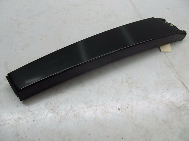 2004-2007 VOLKSWAGEN TOUAREG OEM LEFT DRIVER EXTERIOR B PILLAR TRIM COVER