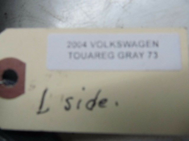 2004-2007 VOLKSWAGEN TOUAREG OEM LEFT DRIVER EXTERIOR B PILLAR TRIM COVER