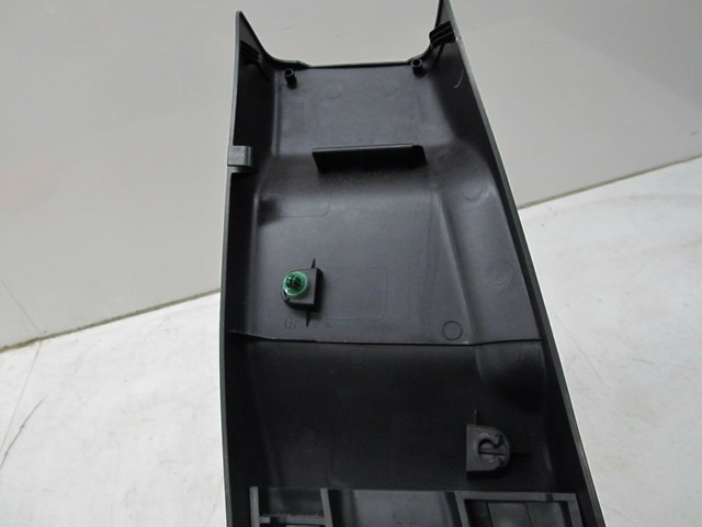 2010-2014 SUBARU IMPREZA WAGON OEM RIGHT PASSENGER SIDE LOWER B PILLAR TRIM 