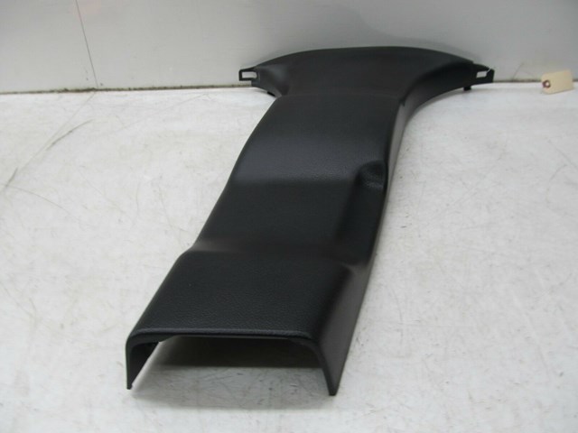 2010-2014 SUBARU IMPREZA WAGON OEM RIGHT PASSENGER SIDE LOWER B PILLAR TRIM 