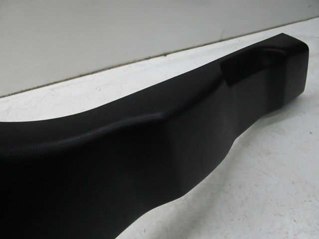 2010-2014 SUBARU IMPREZA WAGON OEM RIGHT PASSENGER SIDE LOWER B PILLAR TRIM 