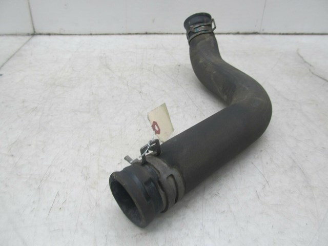 2003-2007 CHEVY SILVERADO OEM RIGHT FRONT LOWER RADIATOR HOSE PIPE