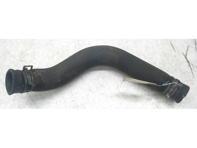 2003-2007 CHEVY SILVERADO OEM RIGHT FRONT LOWER RADIATOR HOSE PIPE
