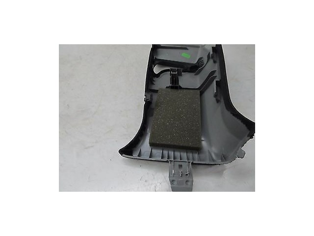 2012-2014 MERCEDES C250 W204 OEM RIGHT PASSENGER SIDE UPPER B PILLAR TRIM COVER