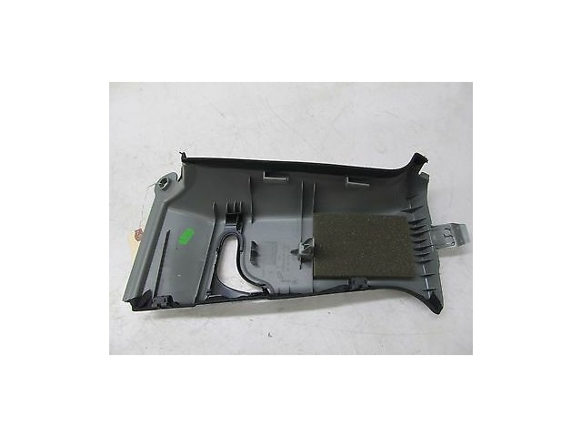 2012-2014 MERCEDES C250 W204 OEM RIGHT PASSENGER SIDE UPPER B PILLAR TRIM COVER