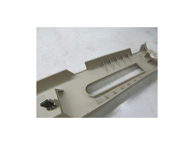 2003-2006 FORD EXPEDITION OEM RIGHT PASSENGER SIDE B PILLAR TRIM COVER PANEL