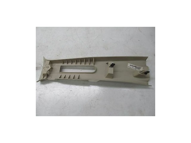 2003-2006 FORD EXPEDITION OEM RIGHT PASSENGER SIDE B PILLAR TRIM COVER PANEL