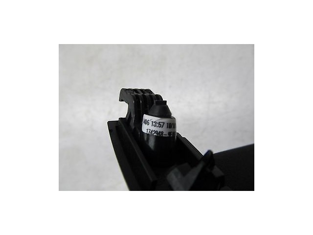 2012-2014 MERCEDES C250 W204 OEM RIGHT FRONT PASSENGER SIDE SUN VISOR BLACK