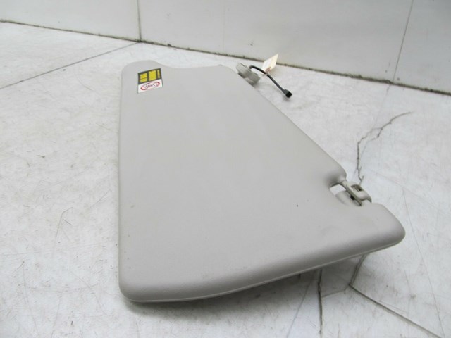 2003-2004 LAND ROVER DISCOVERY OEM RIGHT FRONT SUN VISOR SHADE COVER 