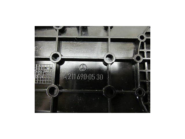 2003-2005 MERCEDES BENZ E320 W211 OEM CENTER REAR DECK LID SPEAKER GRILLE BLACK