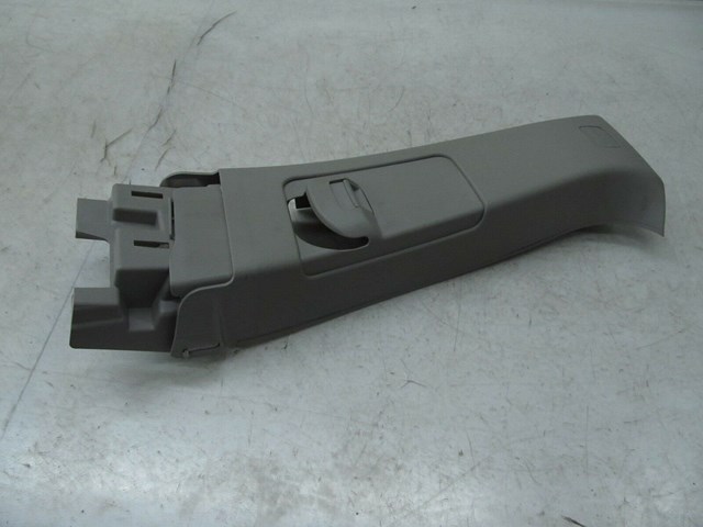  2013-2017 CHEVY TRAVERSE OEM LEFT SIDE B PILLAR TRIM COVER 