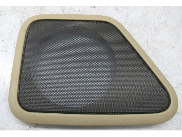 2003-2004 LAND ROVER DISCOVERY OEM LEFT REAR DOOR SPEAKER GRILLE COVER