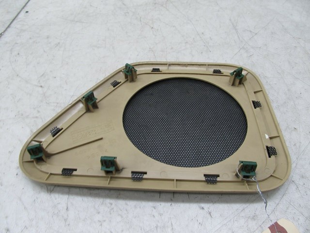 2003-2004 LAND ROVER DISCOVERY OEM LEFT REAR DOOR SPEAKER GRILLE COVER