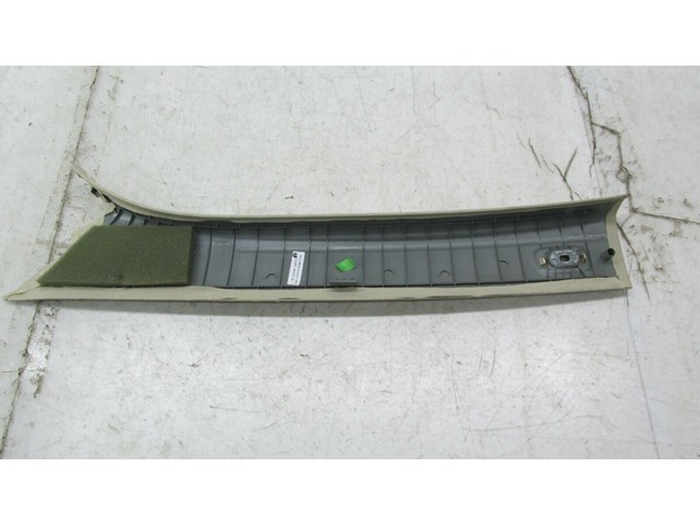 2012-2015 MERCEDES C250 COUPE W204 OEM RIGHT FRONT PASSENGER SIDE A PILLAR TRIM 