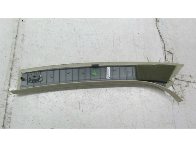 2012-2015 MERCEDES C250 COUPE W204 OEM RIGHT FRONT PASSENGER SIDE A PILLAR TRIM 