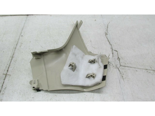 2009-2012 AUDI Q5 8R OEM LEFT REAR DRIVER SIDE D PILLAR TRIM COVER 