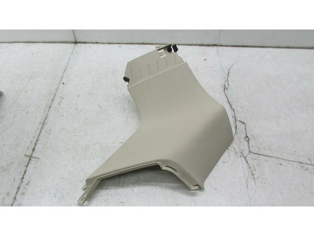 2009-2012 AUDI Q5 8R OEM LEFT REAR DRIVER SIDE D PILLAR TRIM COVER 