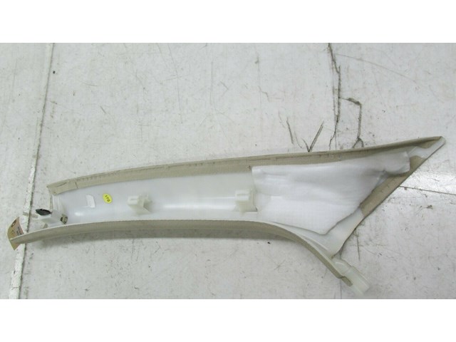 2009-2012 AUDI Q5 8R OEM RIGHT FRONT PASSENGER SIDE A PILLAR TRIM    