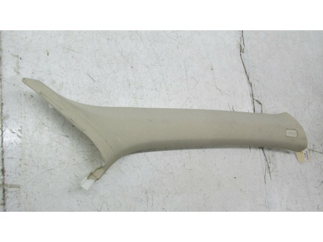 2009-2012 AUDI Q5 8R OEM RIGHT FRONT PASSENGER SIDE A PILLAR TRIM    