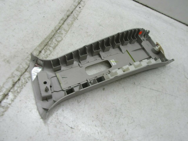 2013-2018 NISSAN SENTRA SV OEM RIGHT SIDE B PILLAR TRIM COVER