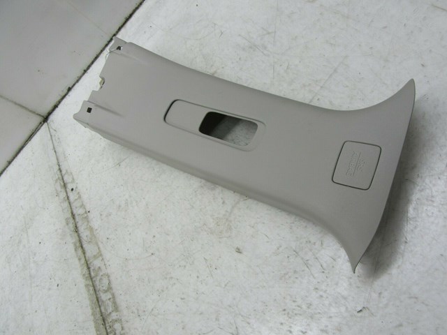 2013-2018 NISSAN SENTRA SV OEM RIGHT SIDE B PILLAR TRIM COVER
