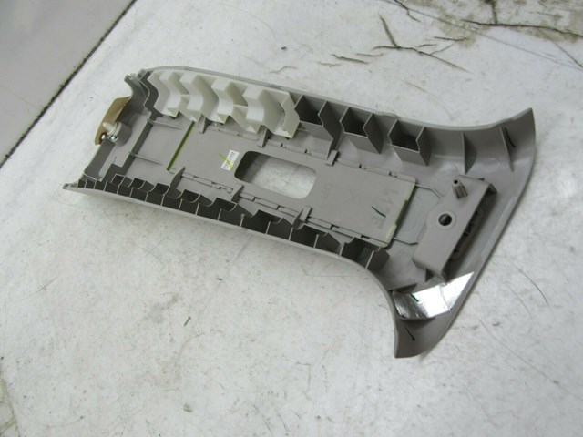 2013-2018 NISSAN SENTRA SV OEM RIGHT SIDE B PILLAR TRIM COVER