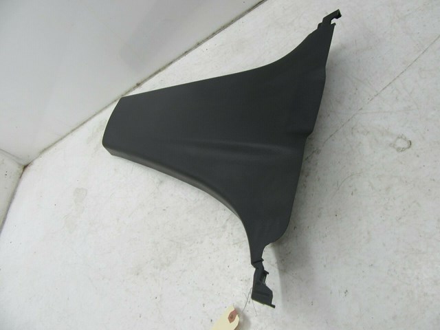 2013-2018 NISSAN SENTRA SV OEM RIGHT SIDE LOWER B-PILLAR TRIM PANEL COVER