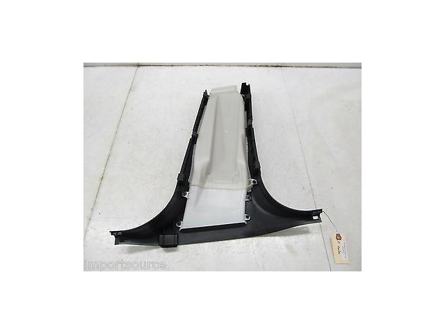 2010-2013 MERCEDES E350 W212 OEM LEFT FRONT LOWER BLACK B-PILLAR TRIM 