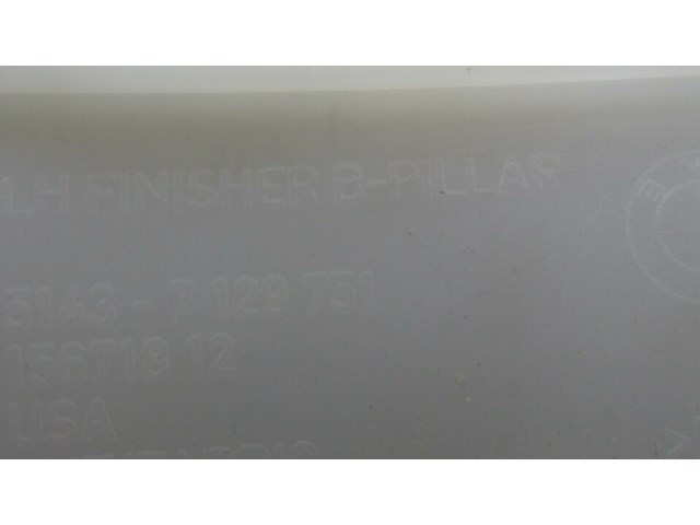 2007-2010 BMW X5 E70 OEM LEFT DRIVER SIDE UPPER B PILLAR TRIM COVER GRAY 