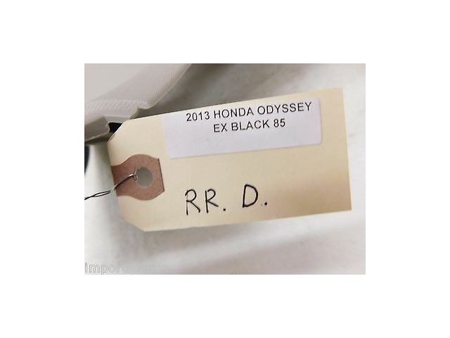 2011-2013 HONDA ODYSSEY OEM RIGHT REAR D PILLAR TRIM COVER 84141TK820