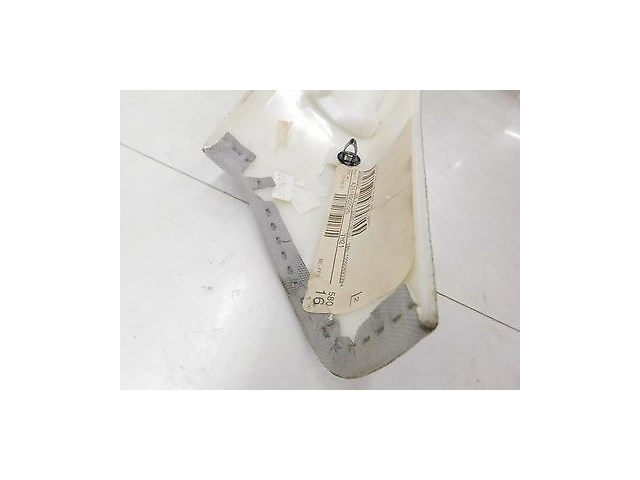 2006-2009 MERCEDES R350 W251 OEM RIGHT FRONT PASS. SIDE A PILLAR TRIM MOULDING