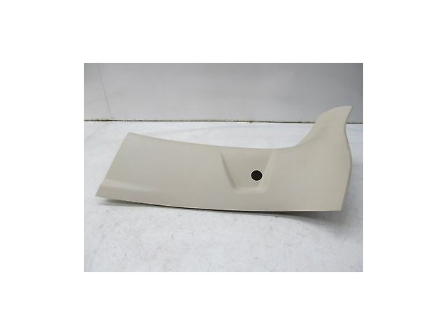 2003-2006 FORD EXPEDITION OEM LEFT REAR DRIVER SIDE D PILLAR TRIM COVER PANEL